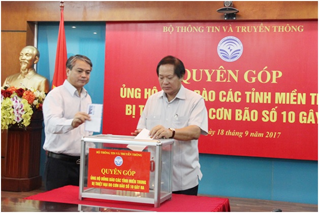 Ngành Thông tin và Truyền thông phát động quyên góp ủng hộ đồng bào các tỉnh miền Trung khắc phục hậu quả sau cơn bão số 10
