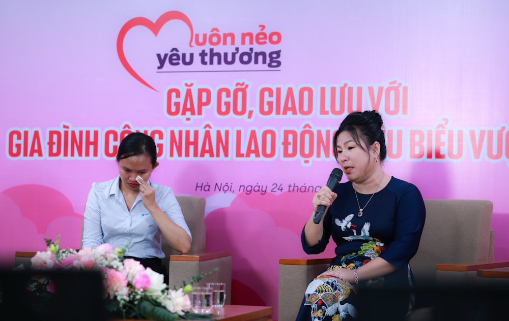 Muôn nẻo yêu thương từ chia sẻ của Công đoàn với đoàn viên, người lao động